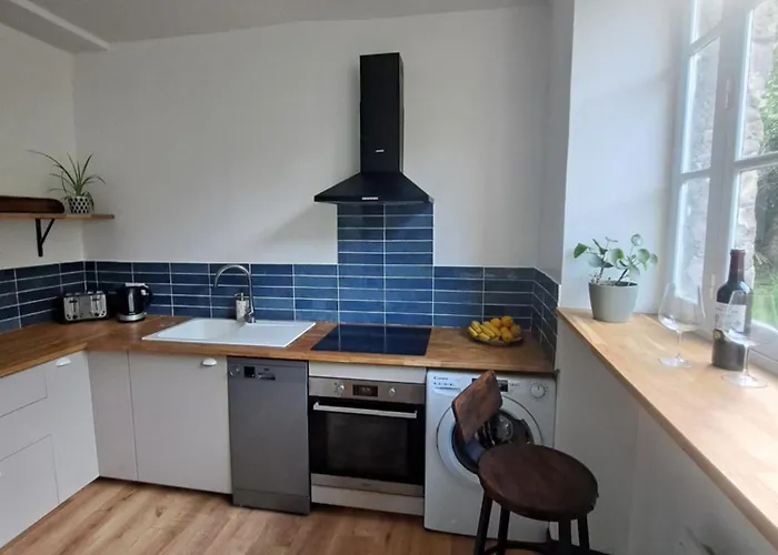 Lavallade 12 Roussines